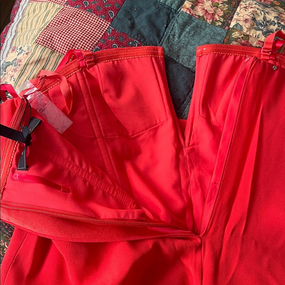 BCBGMAXAZRIA - NWT Joice Dress - Bright Poppy - Picture 6 of 7